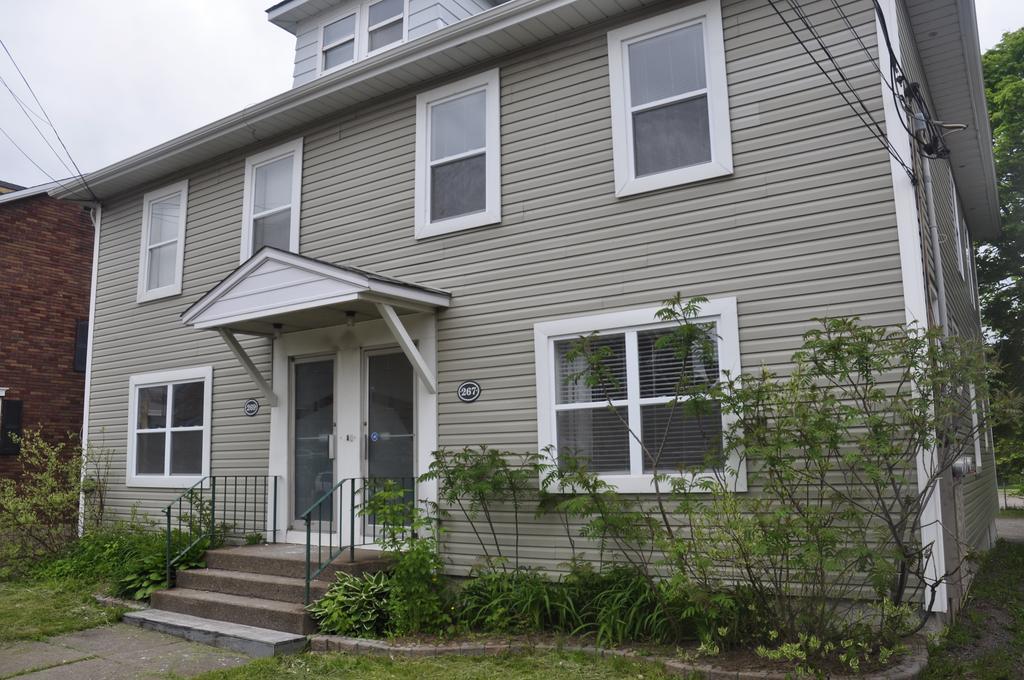 Moncton Suites - Apartments Across Georges Dumont Exterior foto